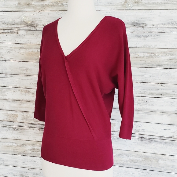 WHBM Dark Red 3/4 sleeve banded hem knit top - Picture 2 of 8
